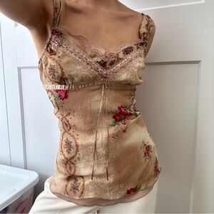SOLD Cutest y2k vintage camisole tank top with the prettiest print